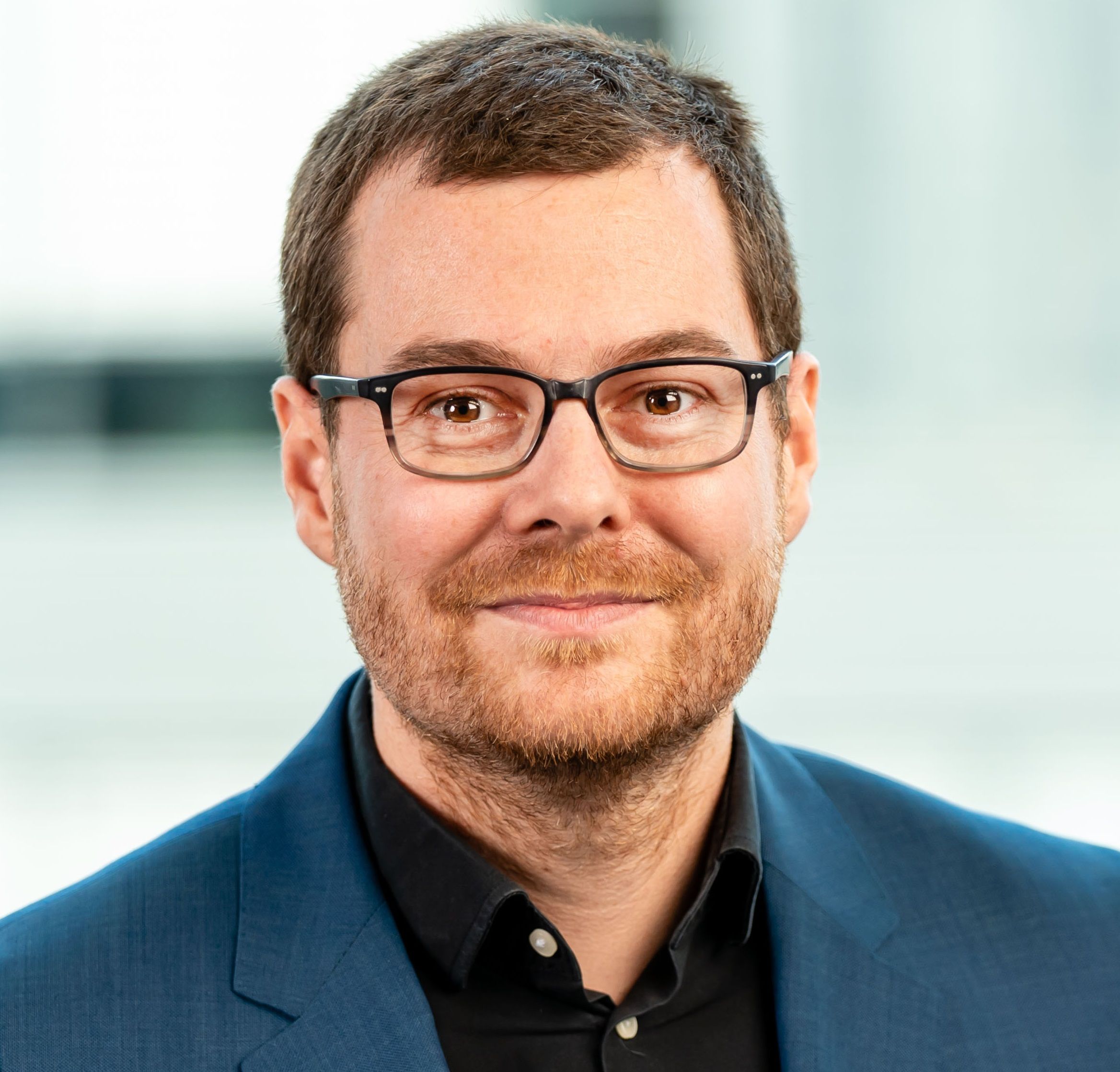 Dr. Lars E. Kroll Das Bild zeigt Dr. Lars Kroll.