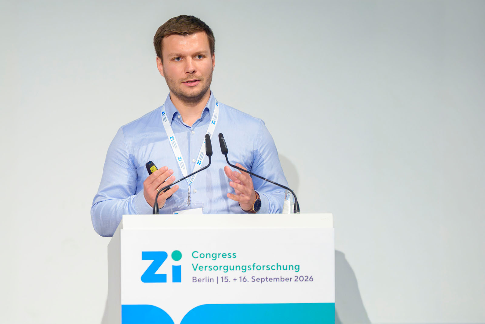 Tobias Nierporte während seines Vortrages.