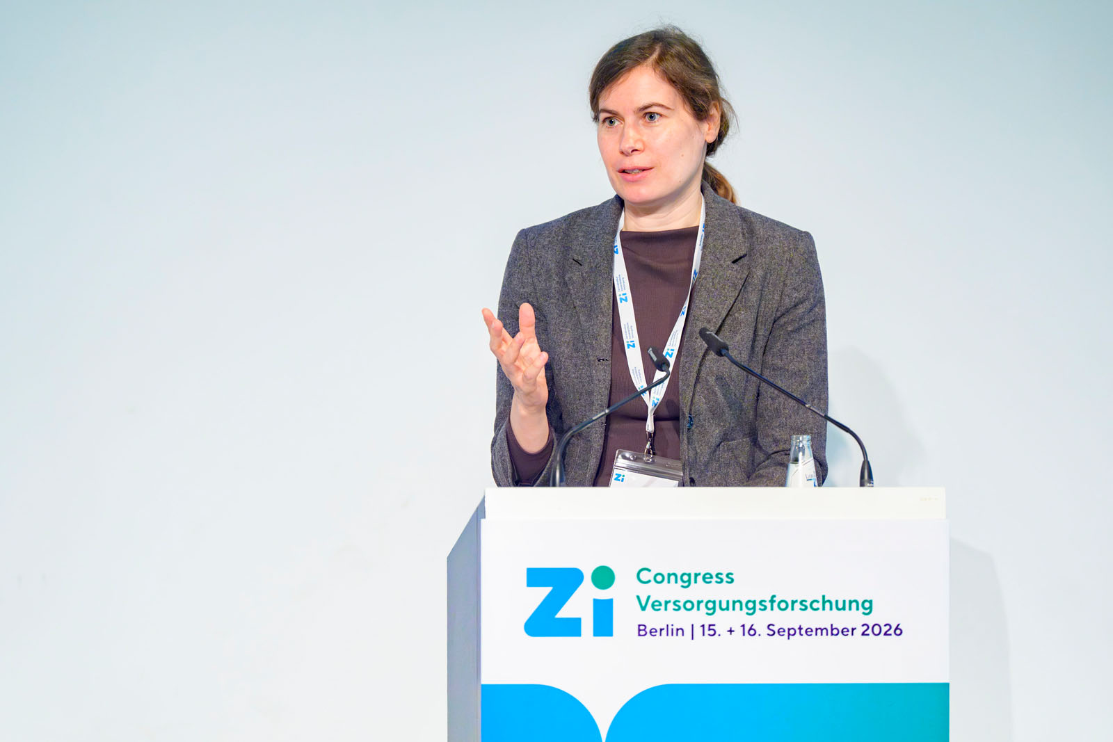 Doreen Müller vom Zi während ihrer Moderation.