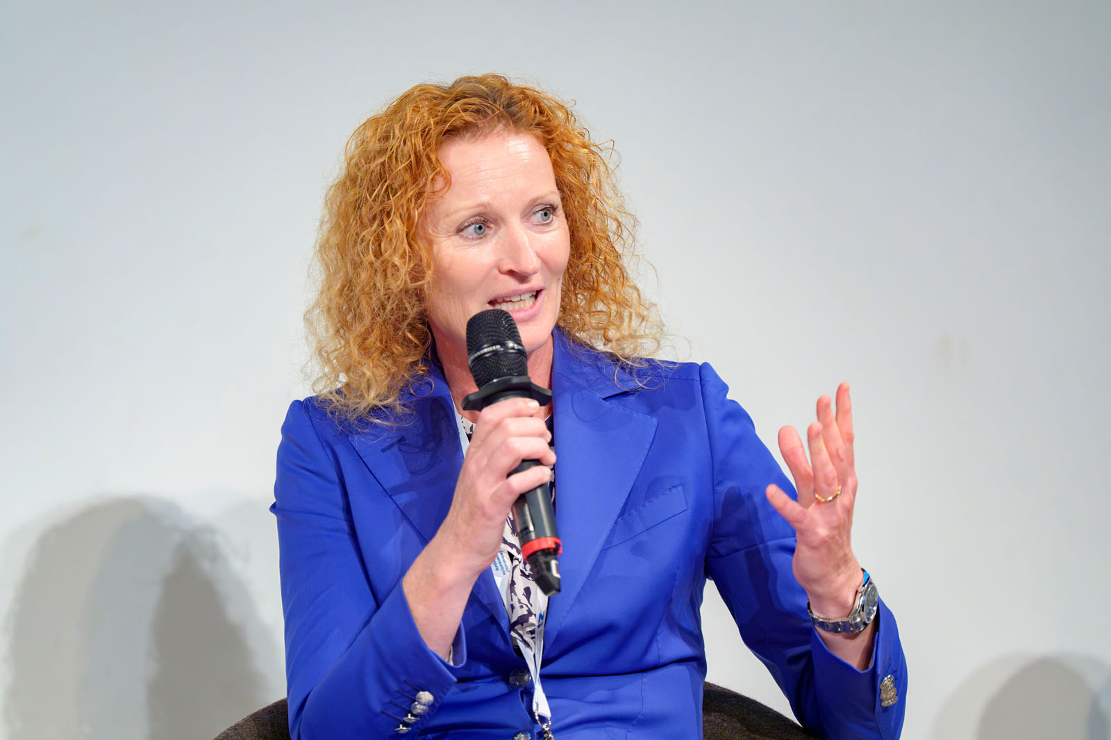 Susanne Lilie während ihres Wortbeitrages beim Fishbowl.