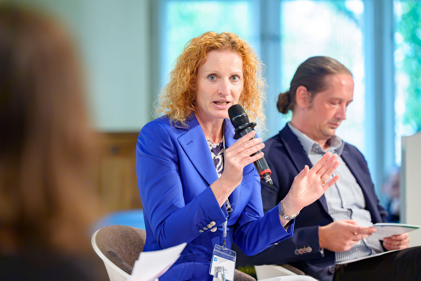 Susanne Lilie während ihres Wortbeitrages beim Fishbowl.